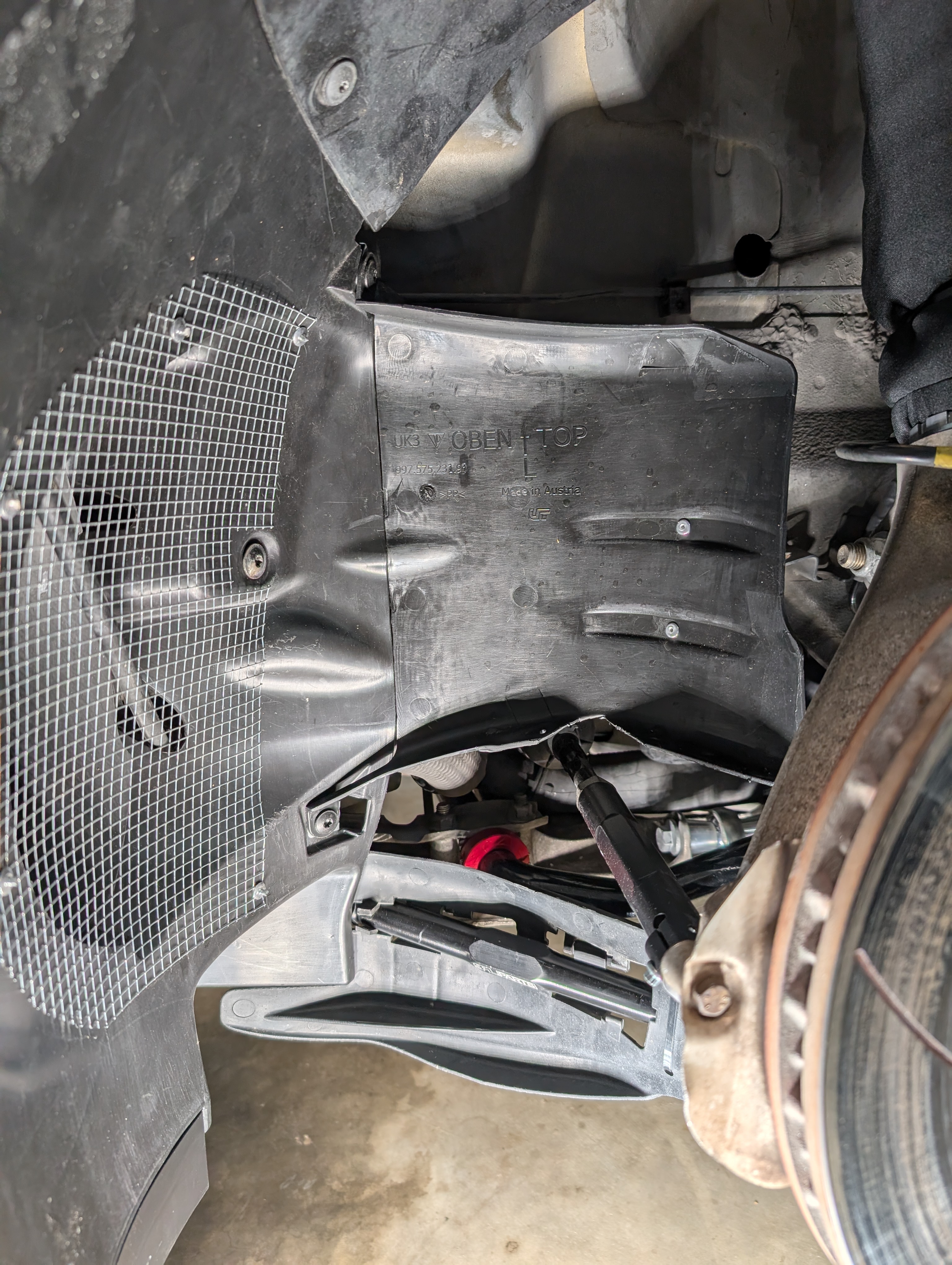 GT3 Fender Liners and Brake Cooling Deflectors on 987 Porsche Cayman